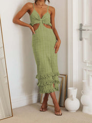 Tight-fitting sheath dress