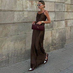 Langer Satin Strapsrock