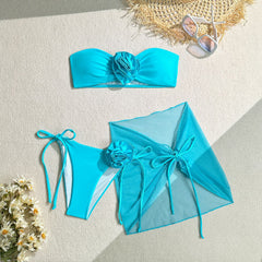 Dreiteiliges Bikini Set mit großer Blume