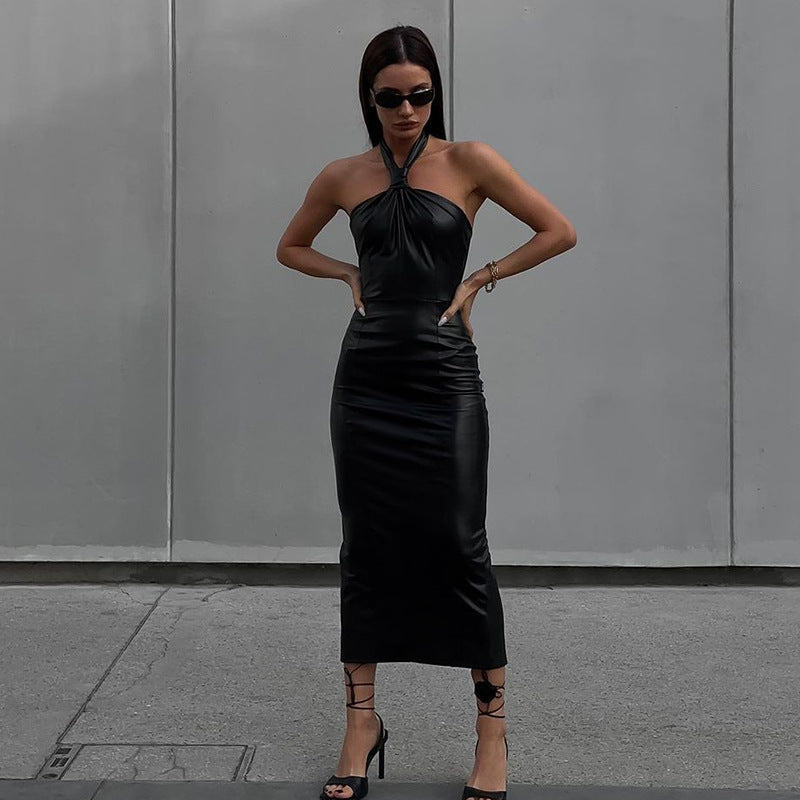Rückenfreies Kleid