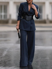 Gestreifter Blazer & hohe Taillen Hosen