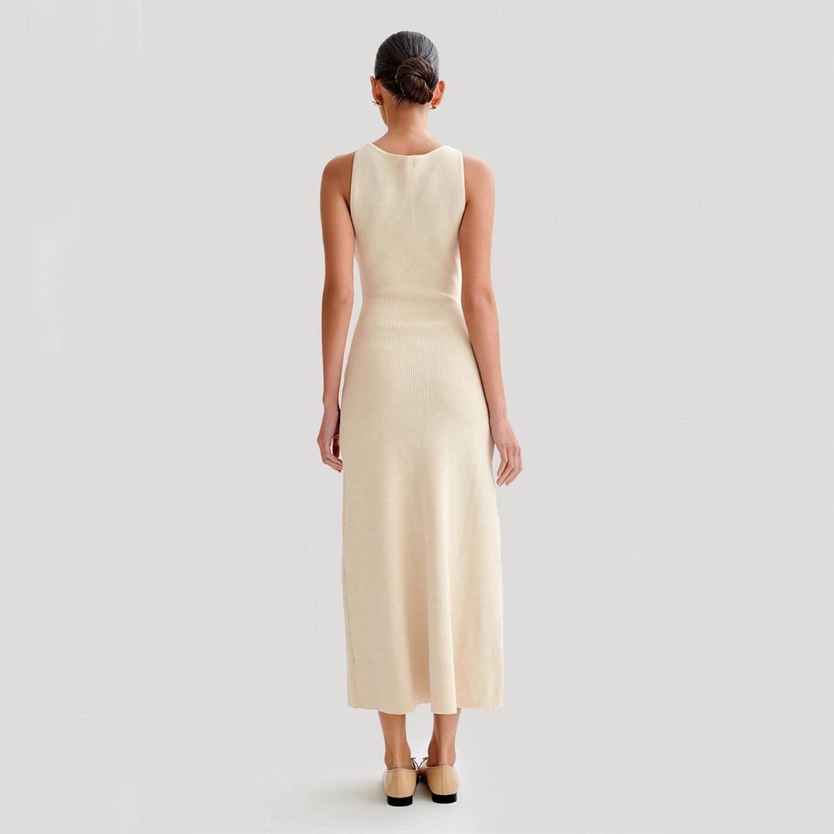 Knitted sleeveless dress