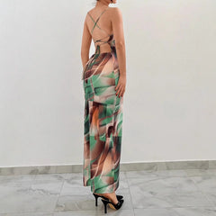 Rückenfreies geschürtes Kleid