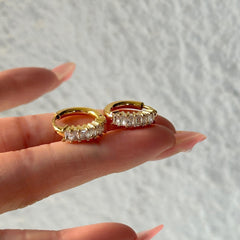 Titanium steel minimalist small zircon earrings