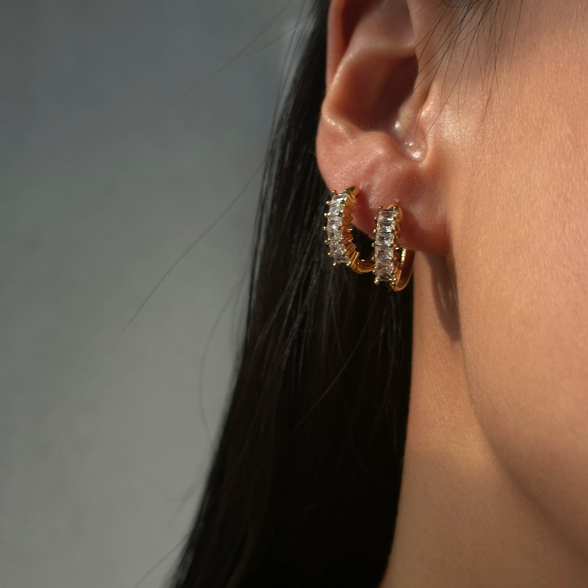 Titanium steel minimalist small zircon earrings